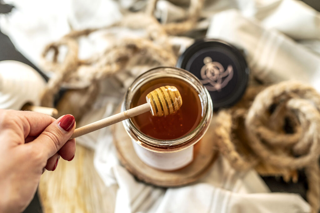 miod wielokwiatowy wiosenny Miodo Bursztynowy-Wierzbowy